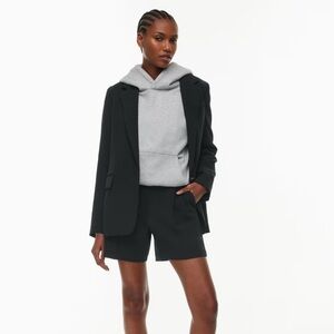 Aritzia The Effortless Pant Mid Thigh Shorts